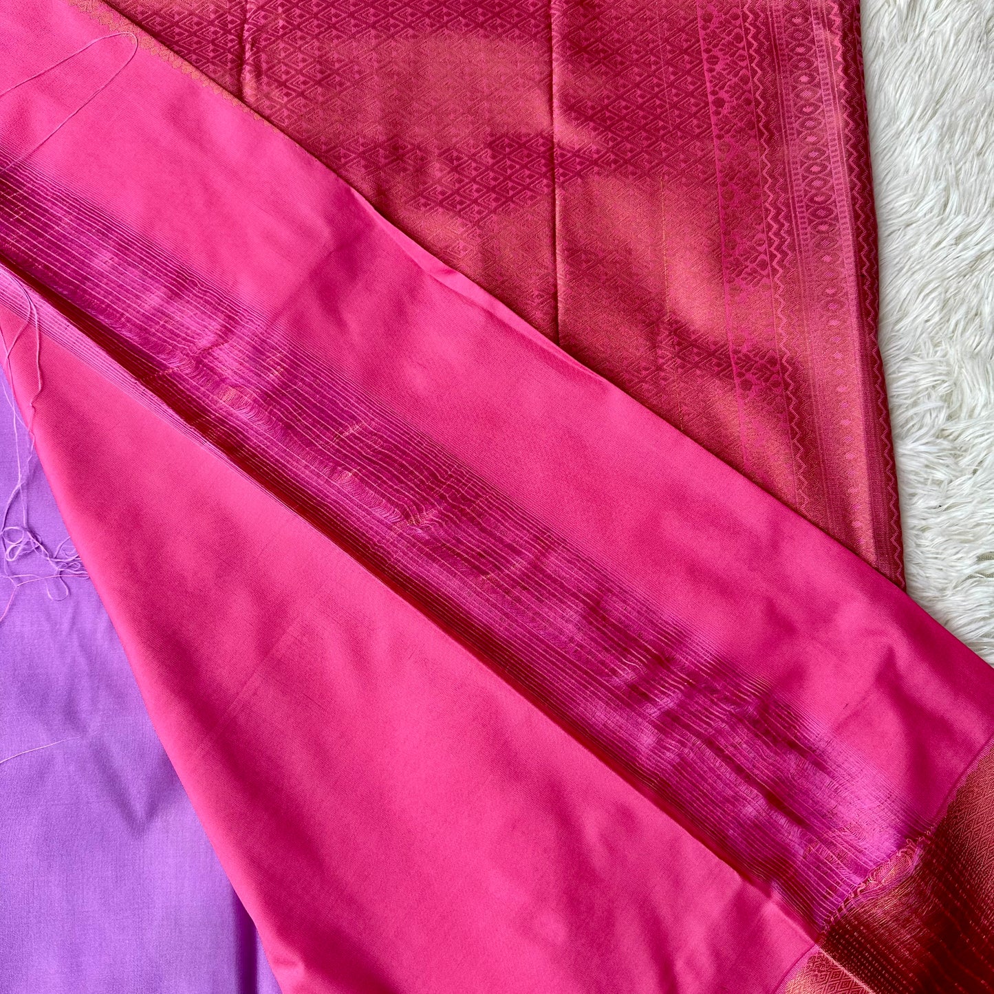 Diva Delight: Stand Out in Style with our Stunning Purple Semi Silk Saree