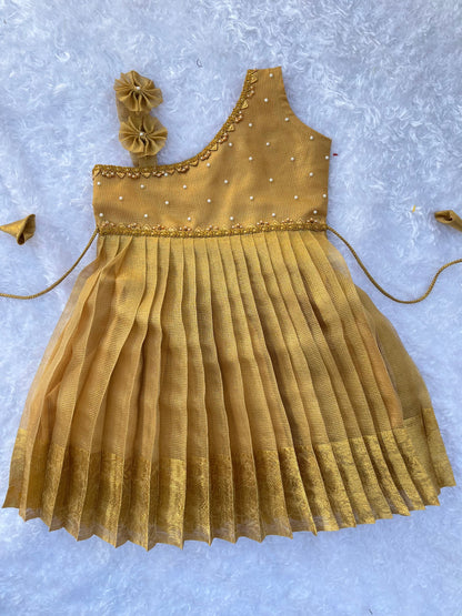 Stylish Fusion: A Mesmerizing Blend