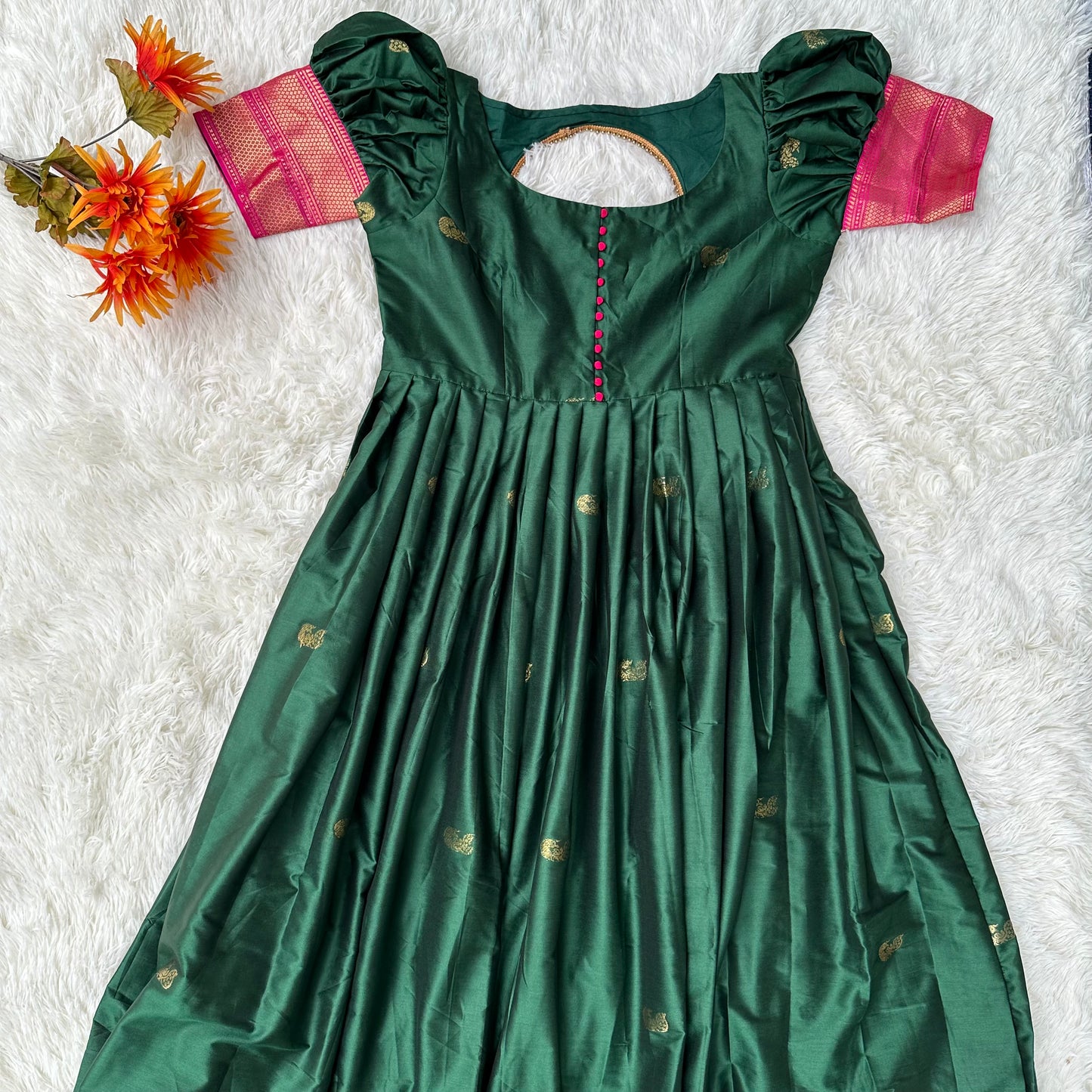 Graceful Harmony: Green Maxi Gown with Pink Kanchi Soft Silk Border