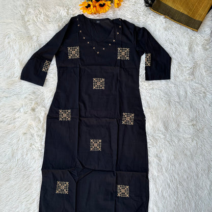Black Elegance: Cotton Kurta with Delicate Embroidery & Bhagalpuri Silk Dupatta Ni